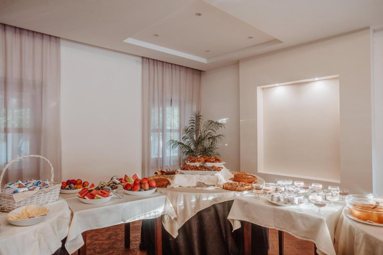 Resort Fior Di Sardegna Posada  Luaran gambar